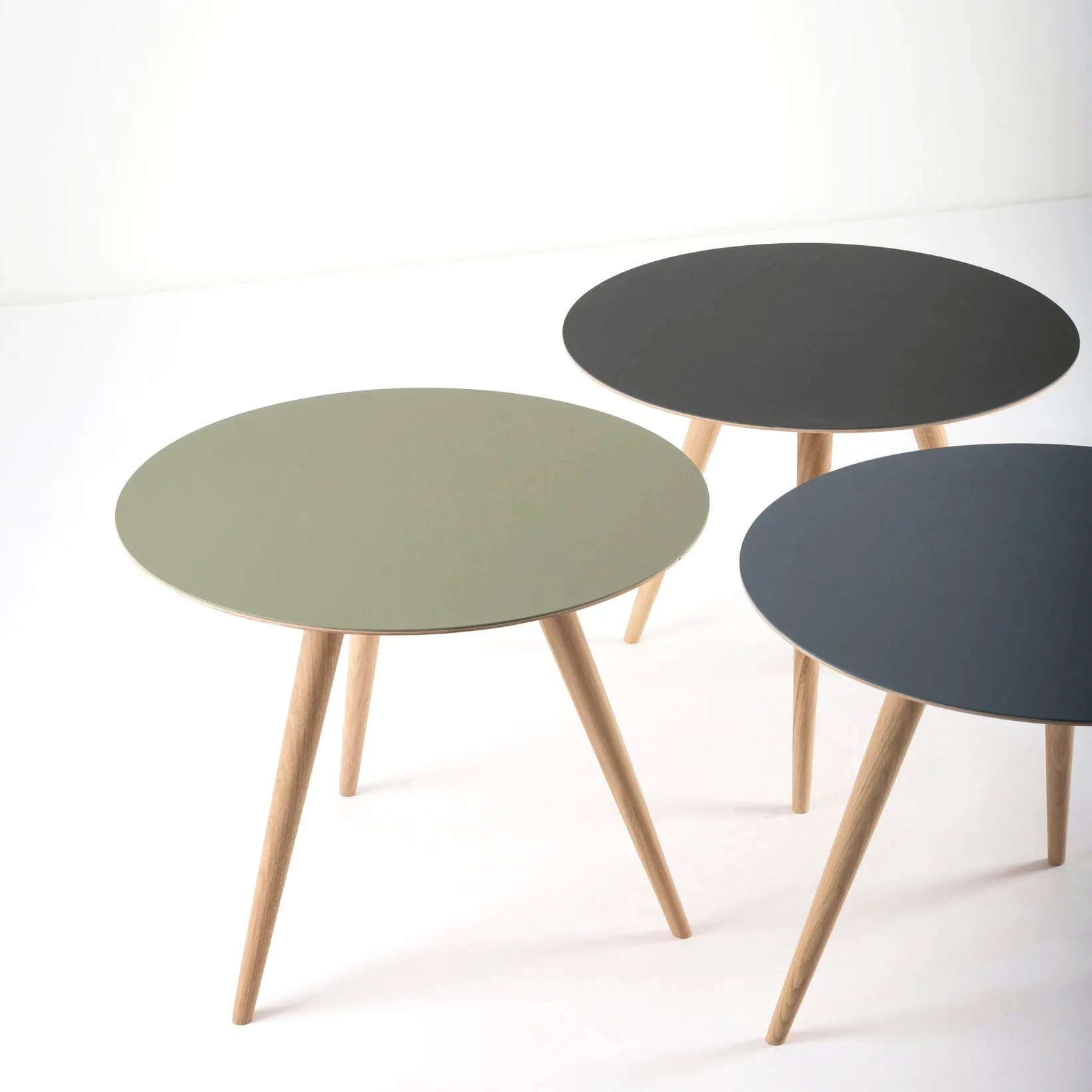 Arp Low Tables