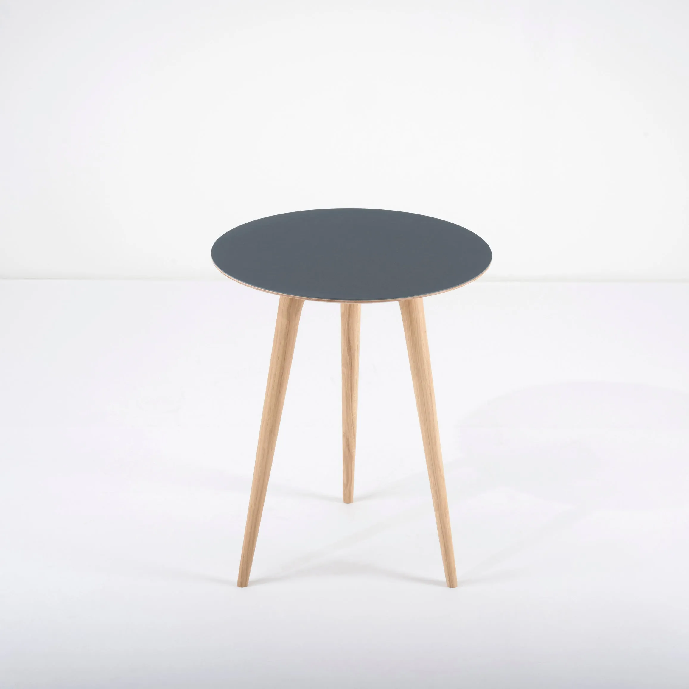 Arp Side Tables