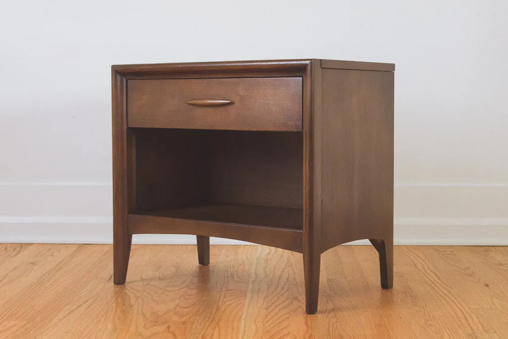 Broyhill Emphasis Nightstand