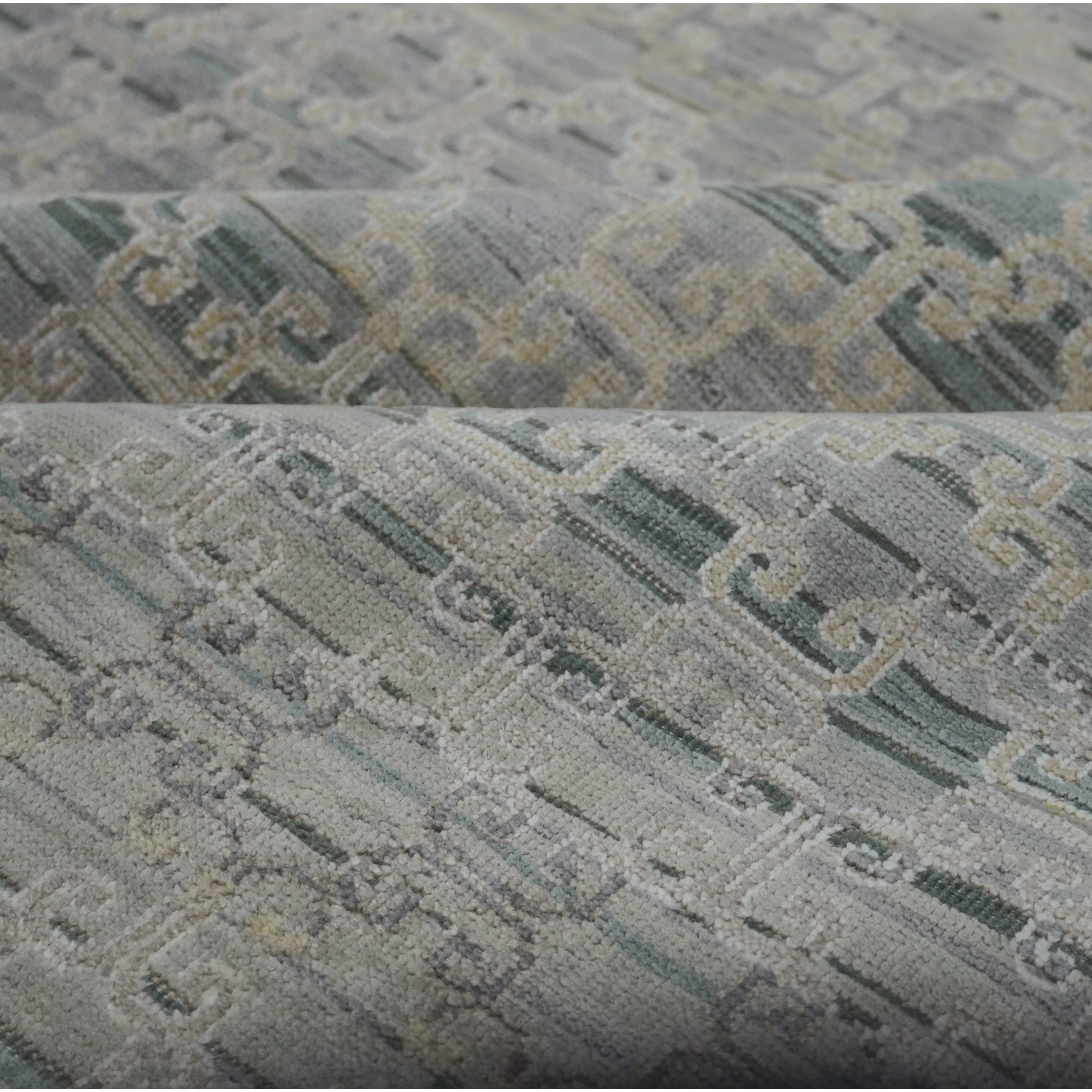Grey Traditional Silk Rug - 9' x 12'