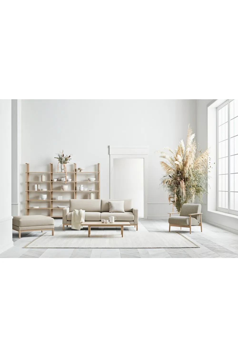 Lacquered Oak Scandinavian Coffee Table S | Bolia Berlin