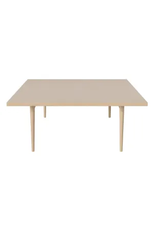 Lacquered Oak Scandinavian Coffee Table S | Bolia Berlin