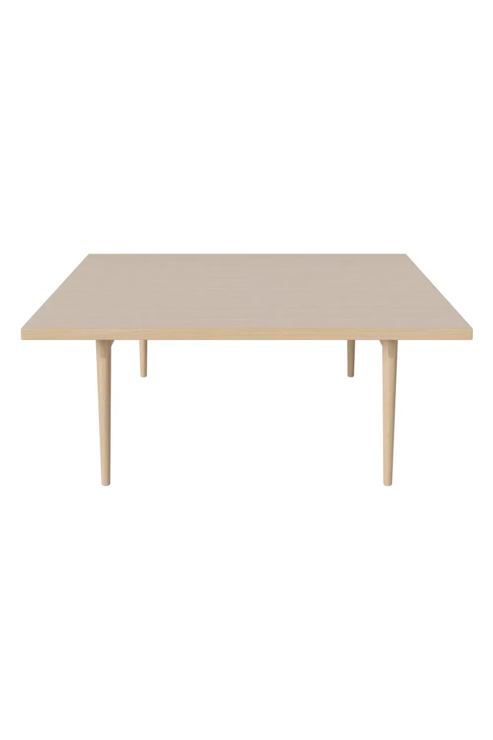 Lacquered Oak Scandinavian Coffee Table S | Bolia Berlin
