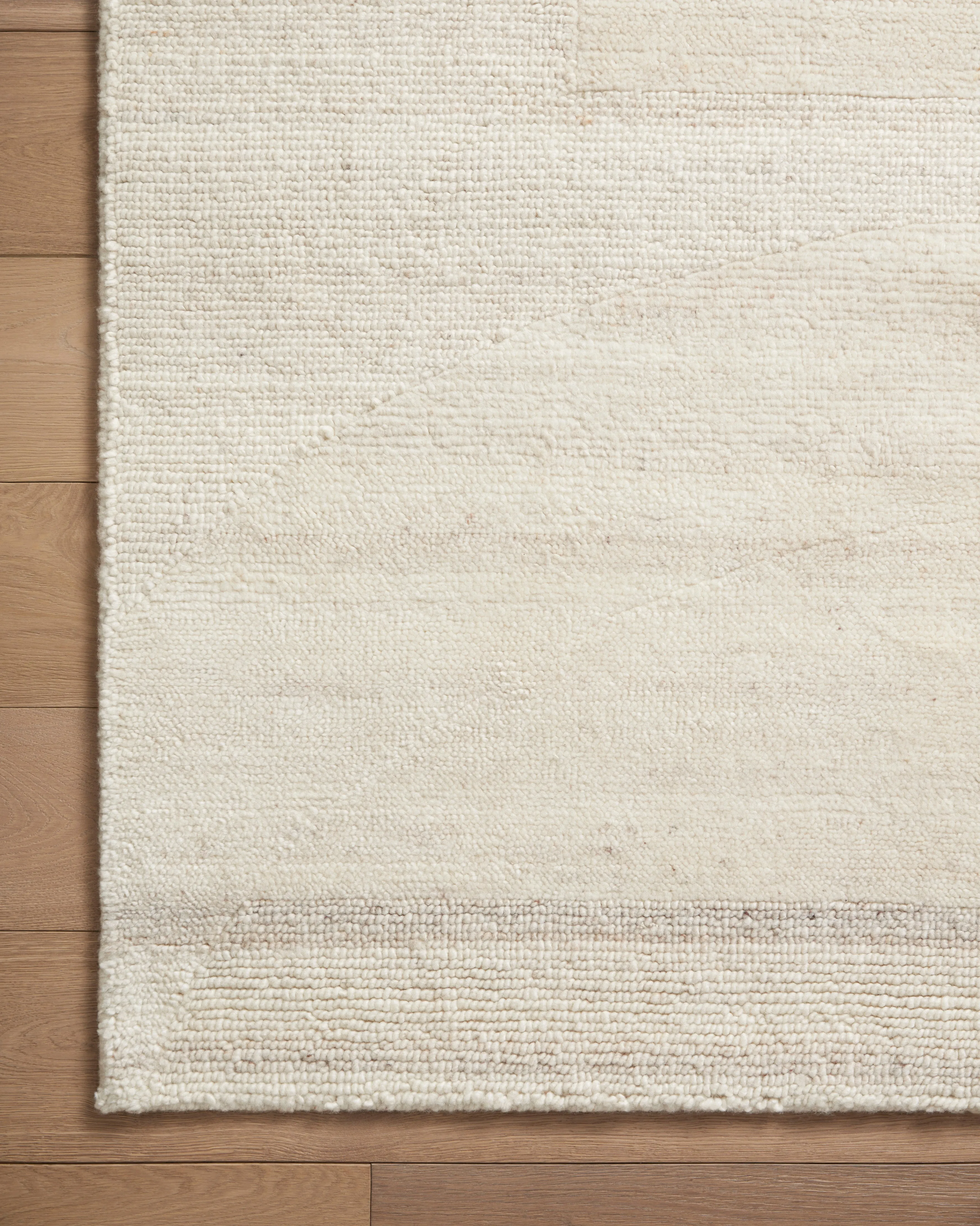 Loloi Elodie Ivory / Oatmeal Rug