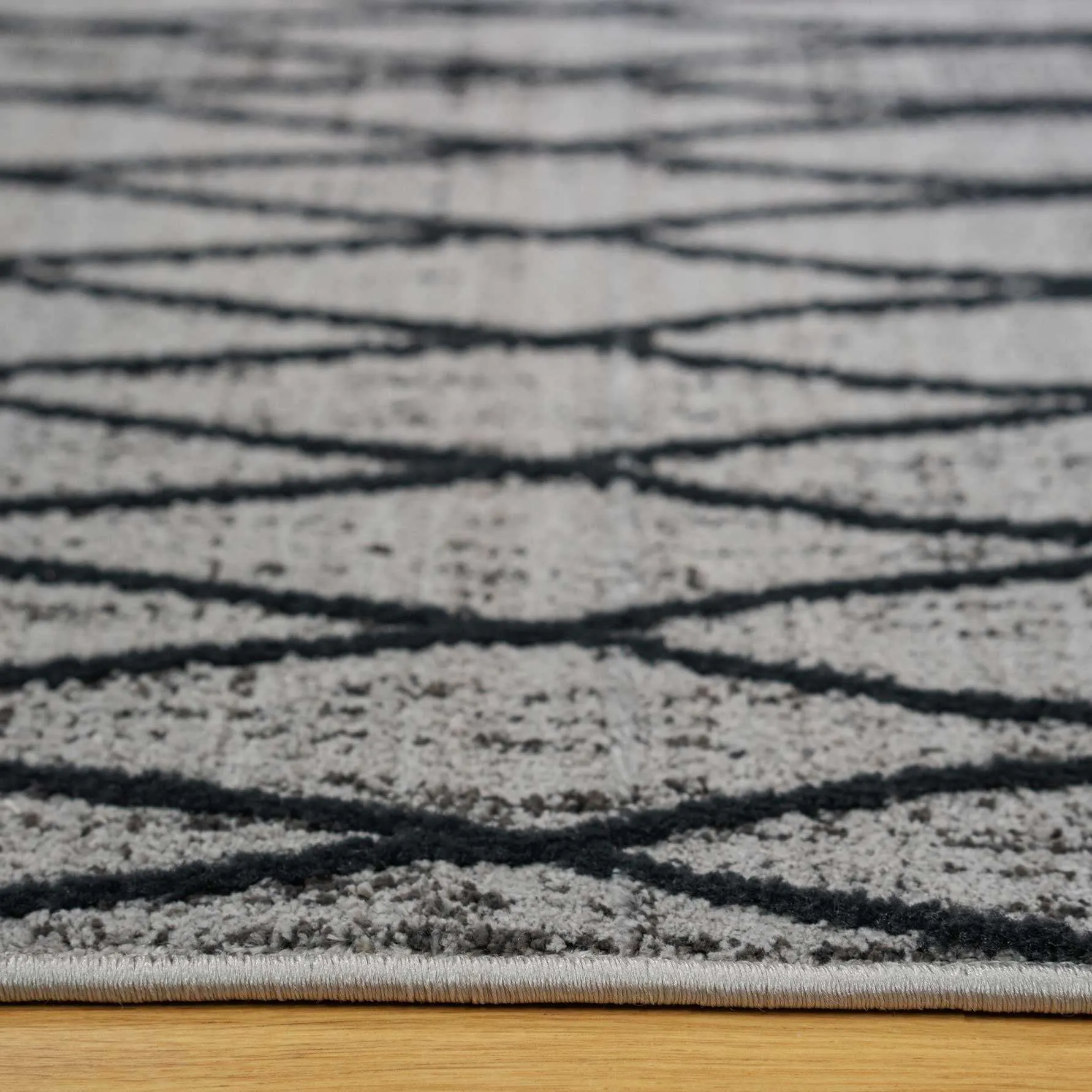 Luxury Modern Mottled Grey Rug