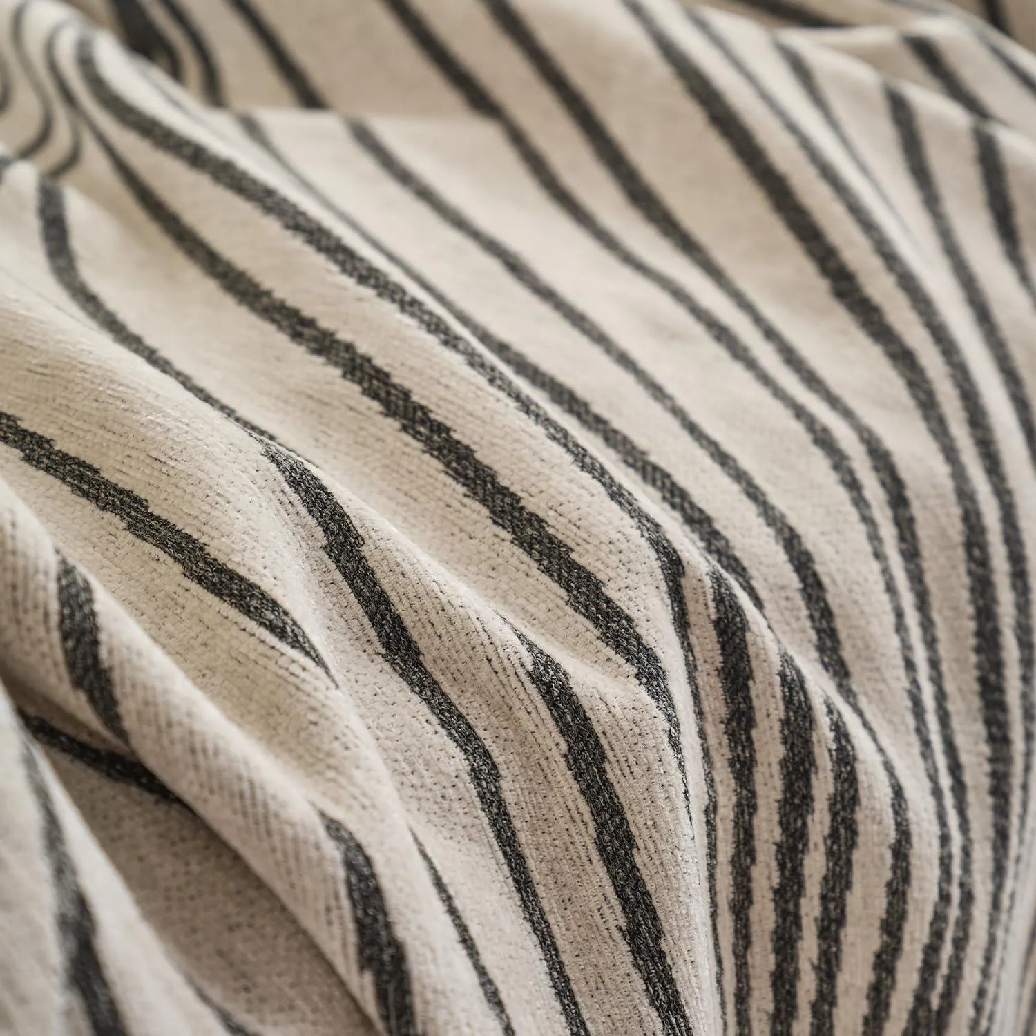 Midnight Black Printed Chenille Sofa Throw | All-Season & Anti-Slip Cover