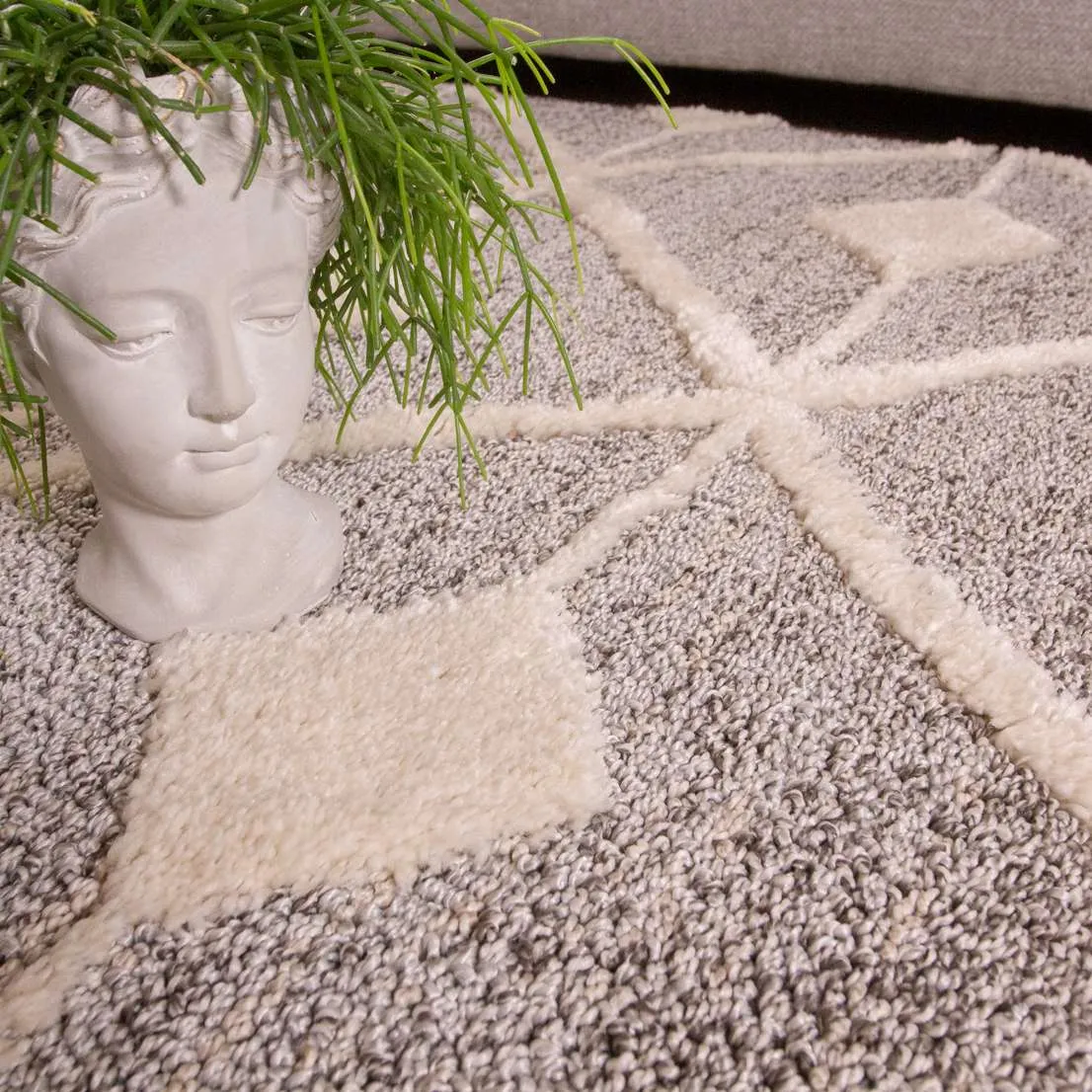 Scandi Grey Cream Tufted Hi Low Pile Rug - Benni